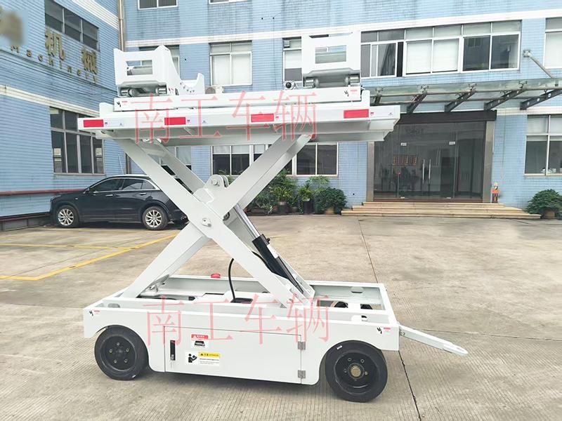 1噸電動(dòng)升降工具拖車 液壓升降車